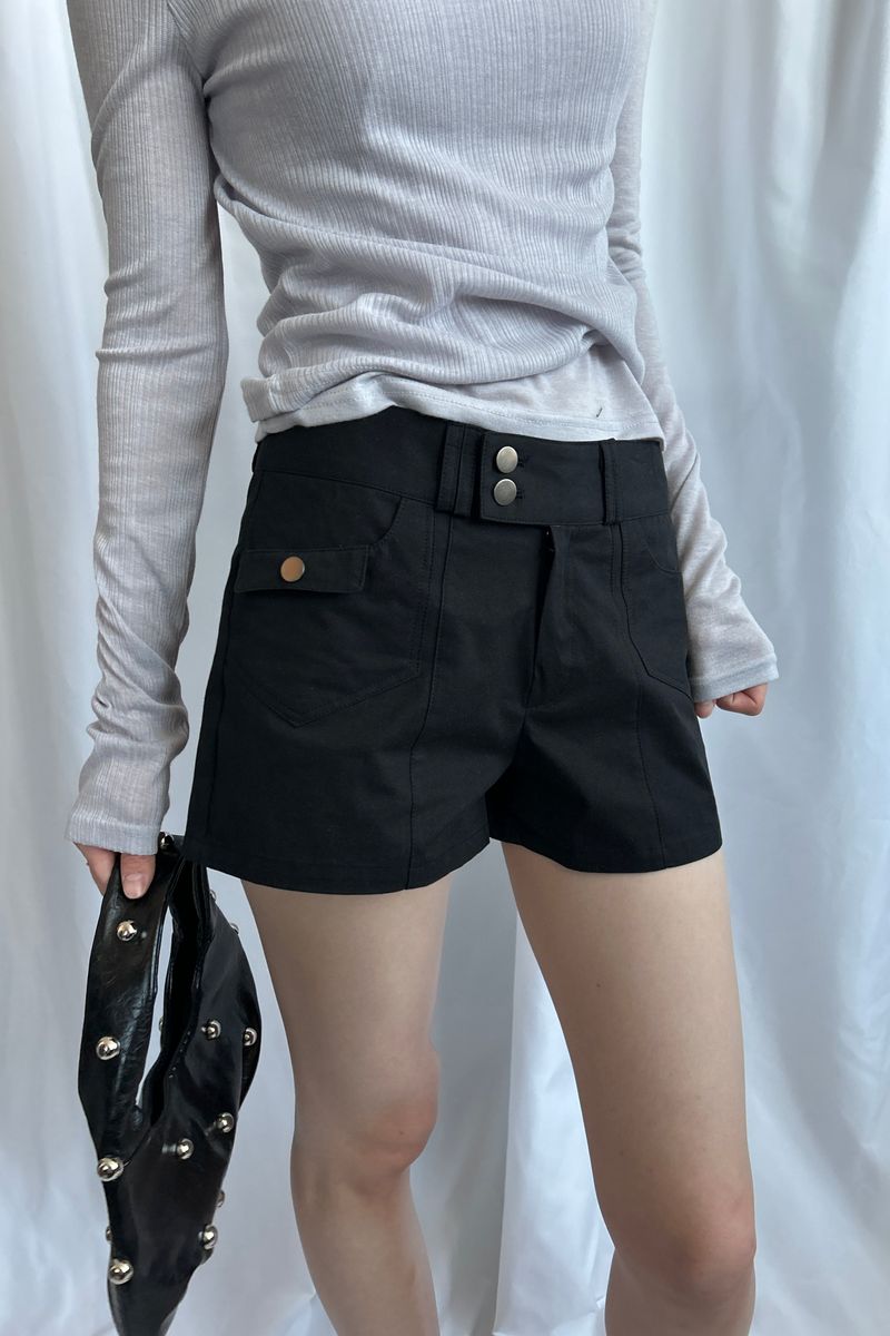 MDNC（エムディーエヌシー）の「LOW POCKET SHORTS [Black]（Pants）」
