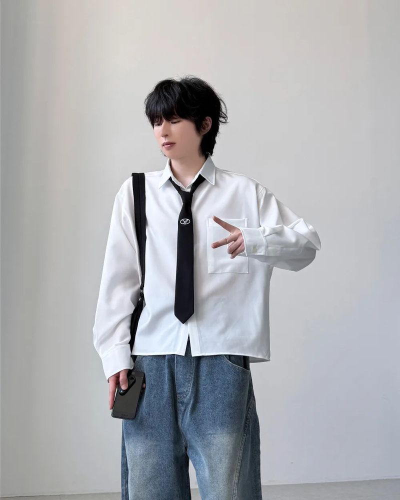 Odd Basic Cropped Shirt