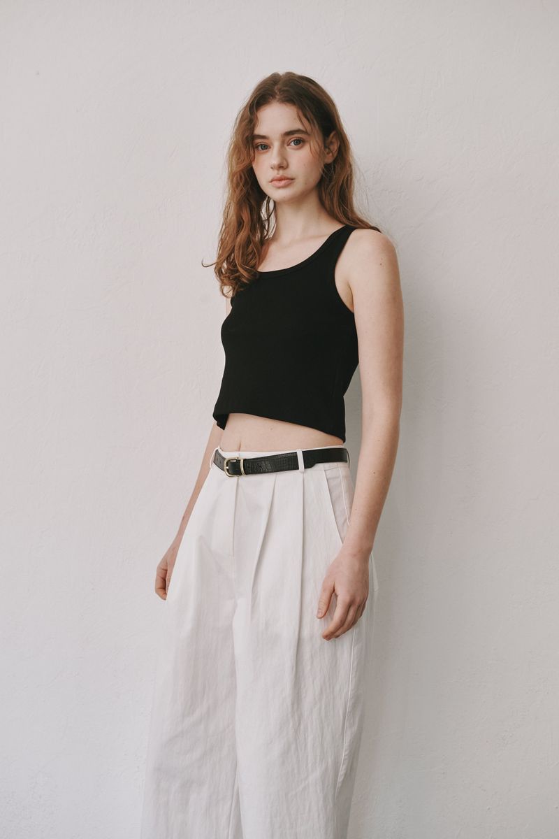 Round sleeveless (Black)