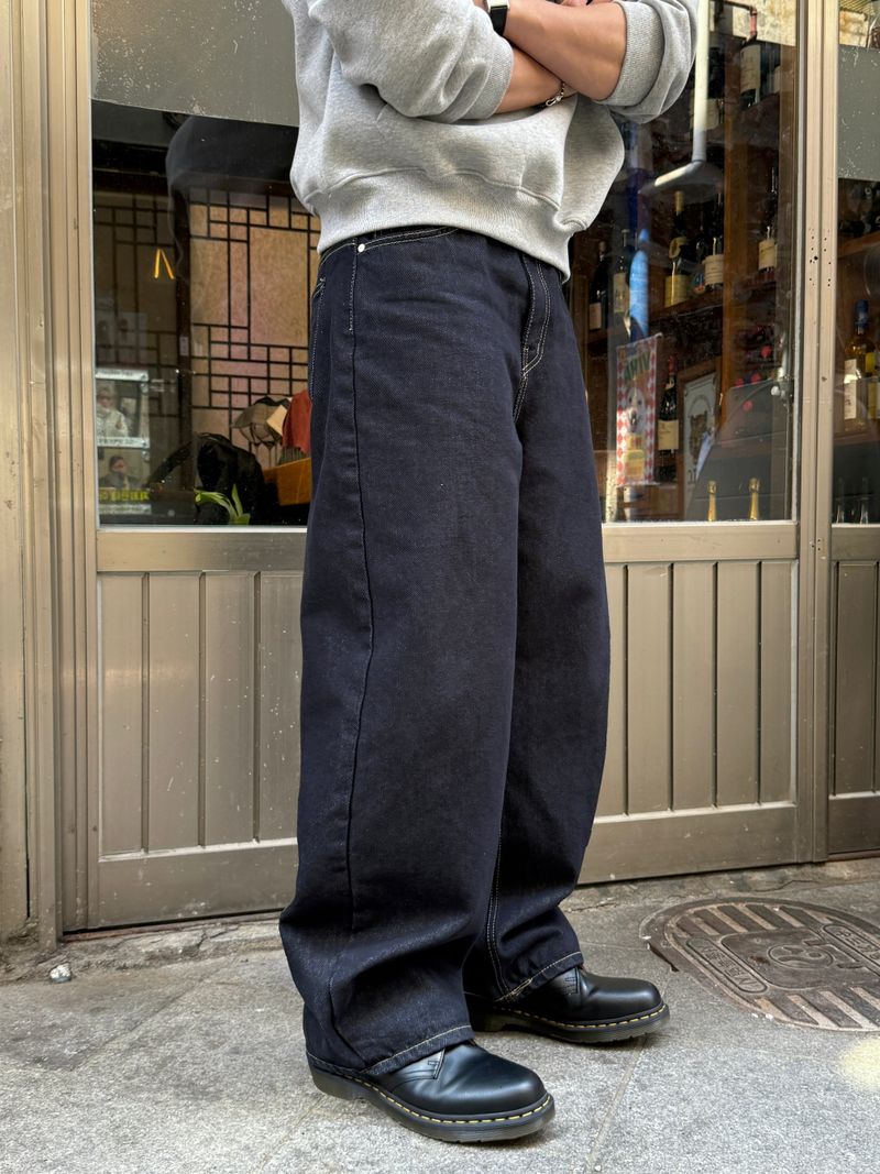 North non-fade curved pants