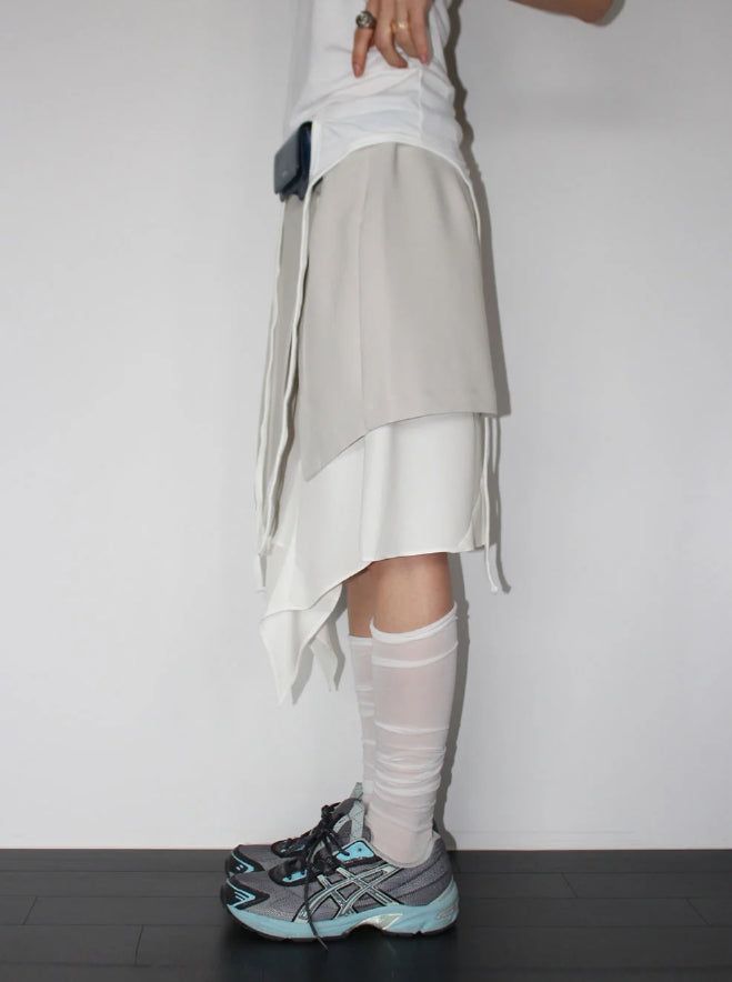 LAYERED HALTER SLEEVELESS
