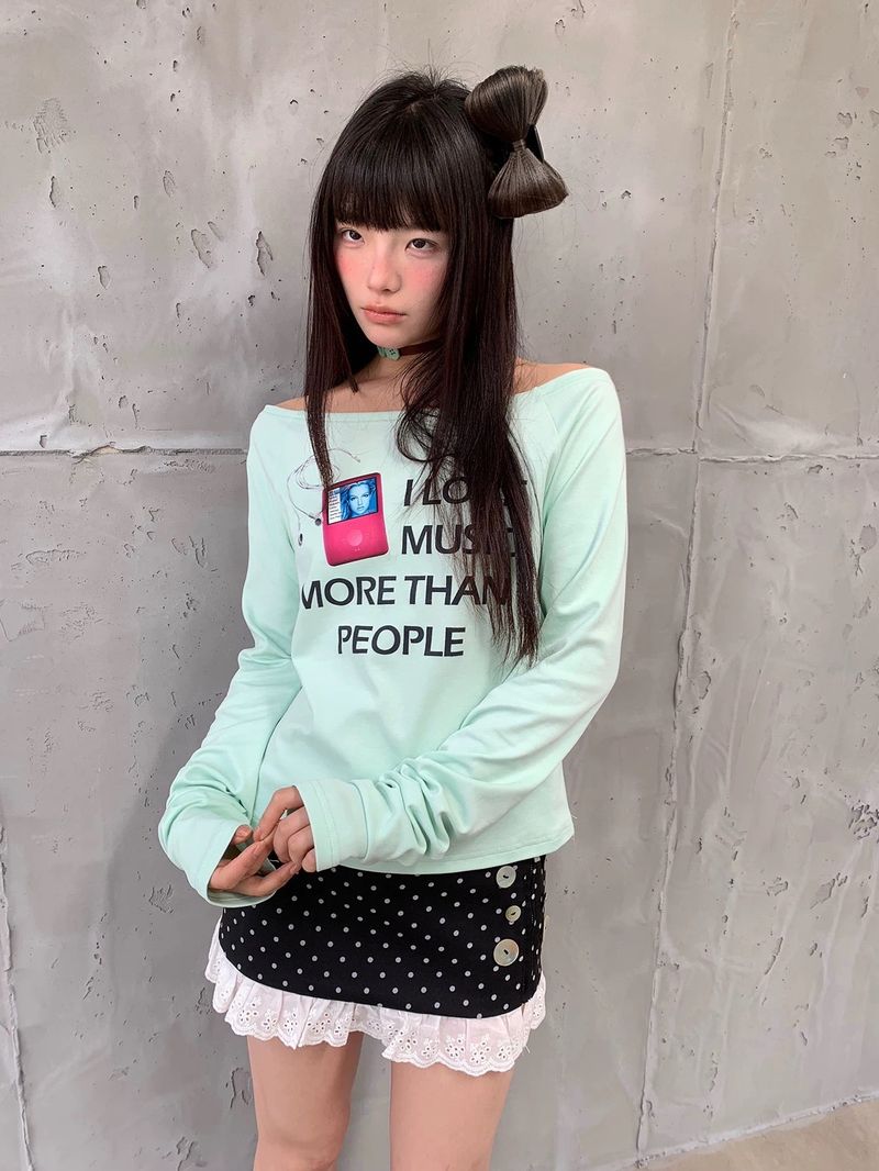 eat me plz（イート ミー プリーズ）の「 y2kプリント ベイビー スイート アンド スパイシーガール ミントグリーン ティーシャツ トップ（トップス）」