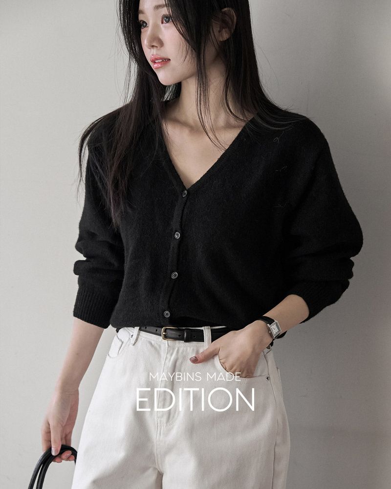 Linier V-Neck Cardigan