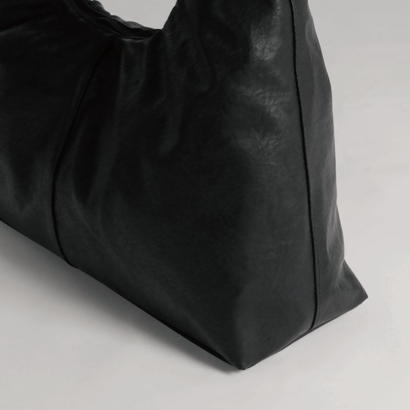 meringue black