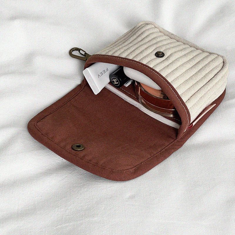 Square Pouch (Bread)