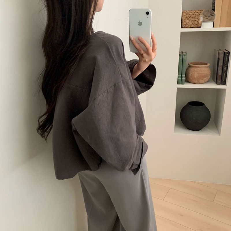 [BELLIDE MADE] loose-fitting collarless cotton shirt