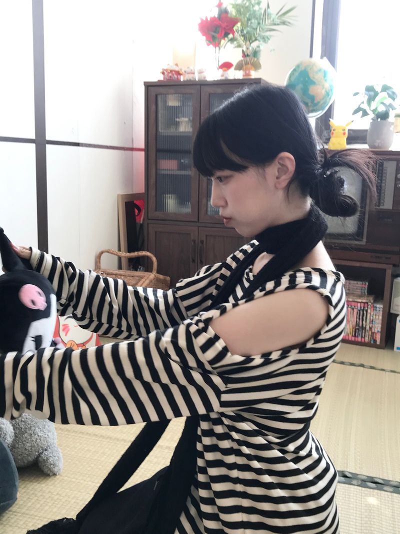 shoulder slit loose stripe long sleeve