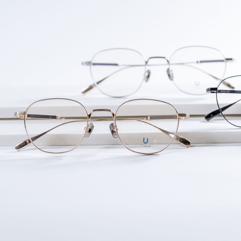 Knouun Round titanium glasses CODE. 102. B Sizzy Gold