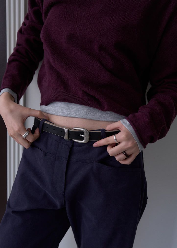 TERNE（テルン）の「レザー ロゴ ベルト (Black)（ファッション小物）」
