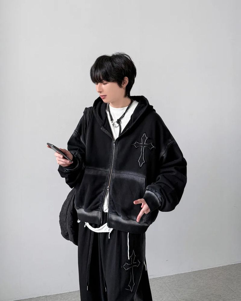 YOURNUS（ユアナス）の「ヒドウォッシュ加工フードジップアップ（トップス）」