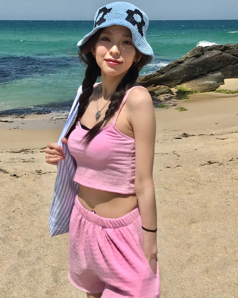 Raya bikini