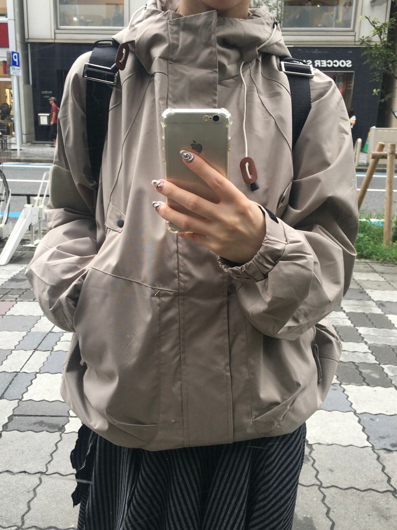 Harper Gorp Hooded Windbreaker (4c)