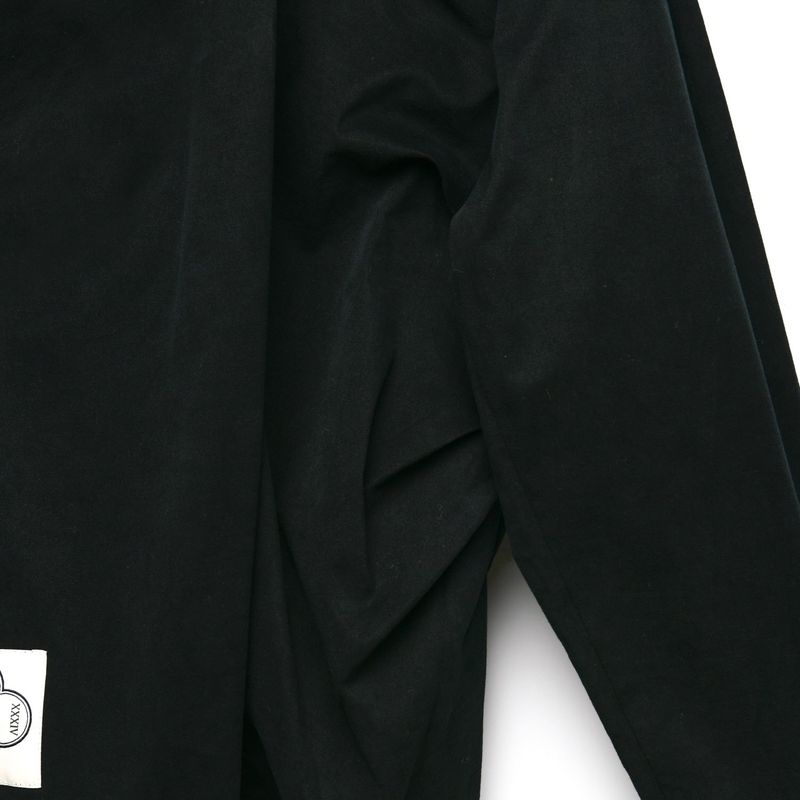[LINE] Sleeve Tuck Twisted Blouse (2colors)