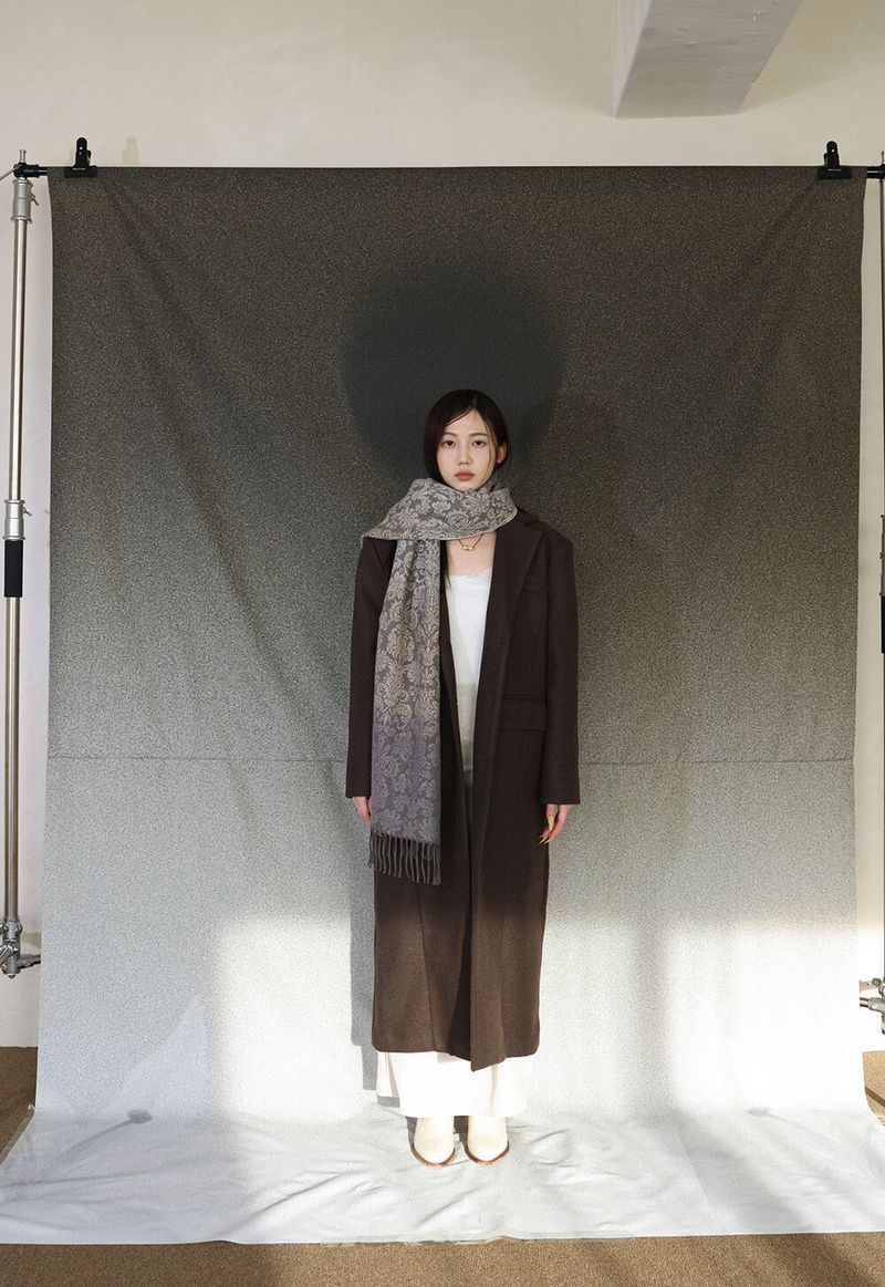 百合 Oriental paisley muffler (Gray)