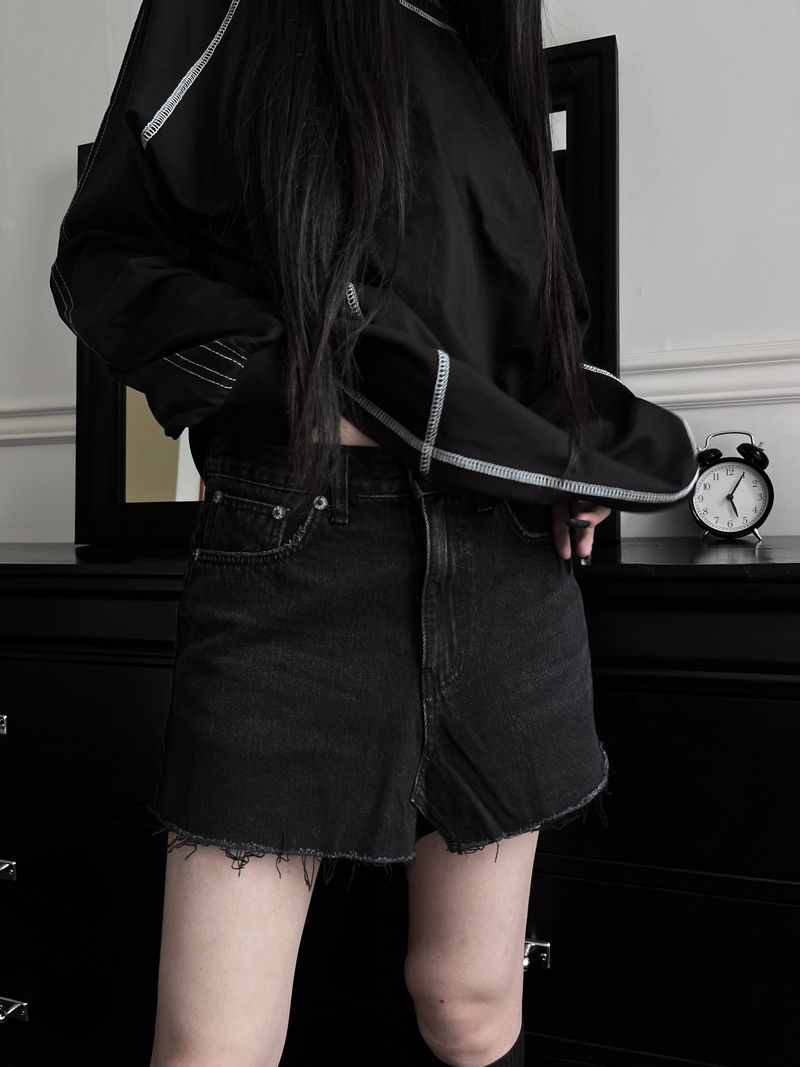 vintage like damage denim skirt