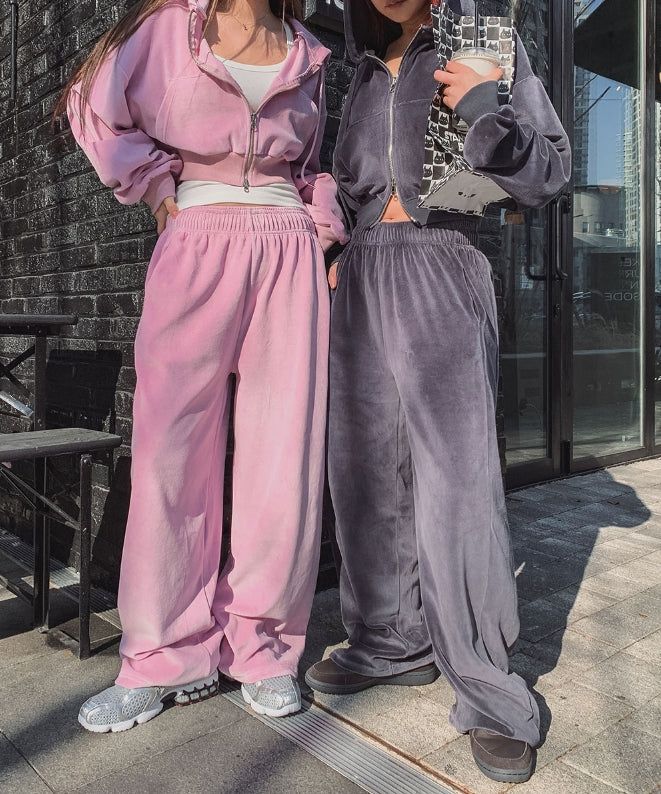 ULAN（ユレン）の「Wrinkle Velour Wide Training Pants（Pants）」