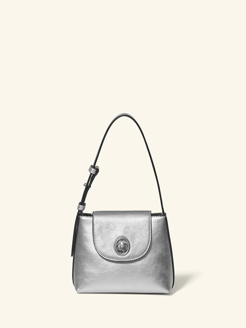 Egg Lock Tote