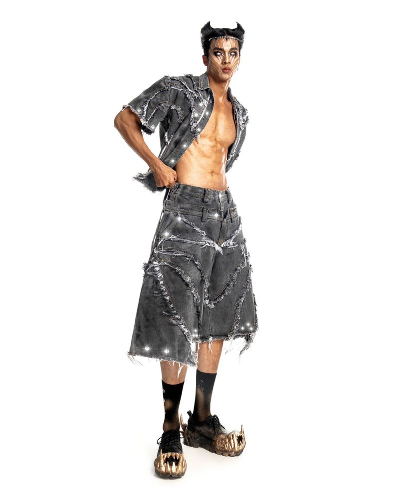 PUNISHER SCARRED HORNED SHORTS 