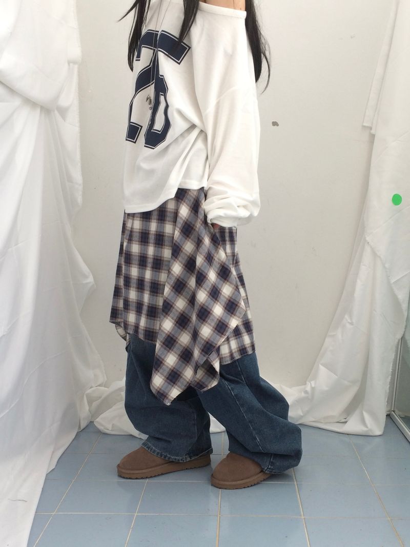 Numbering loose sweatshirt