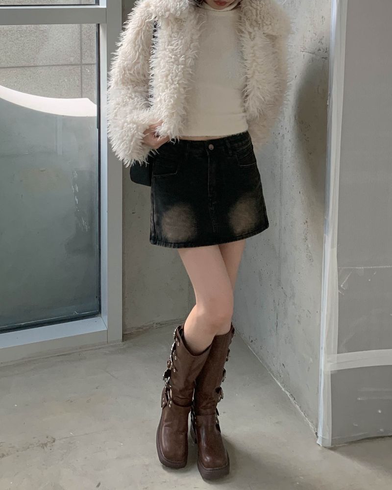 Belted boots