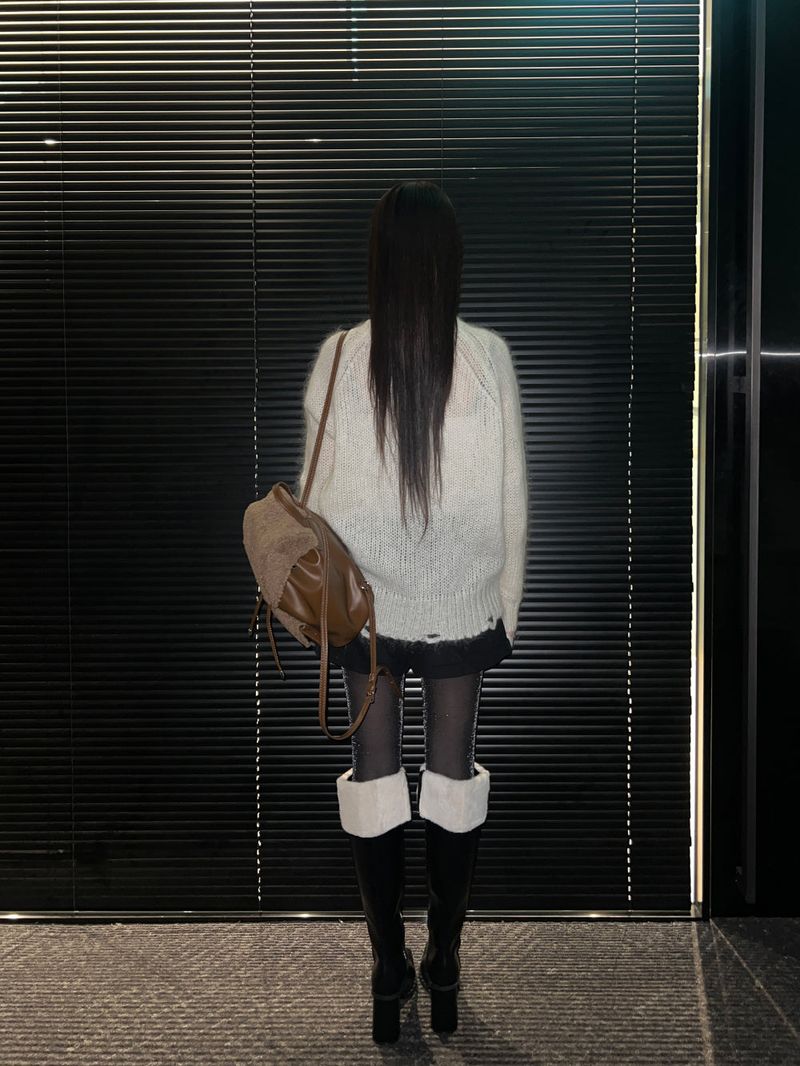 Square toe mink fur long boots (2 Color)