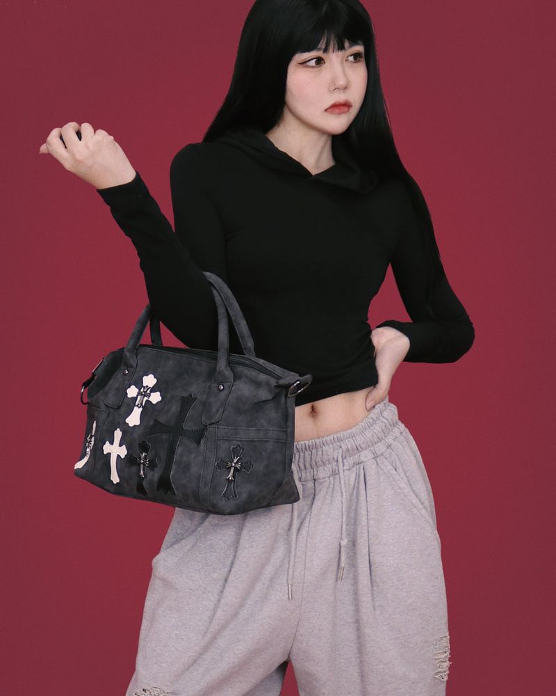 cross-patch cross bag