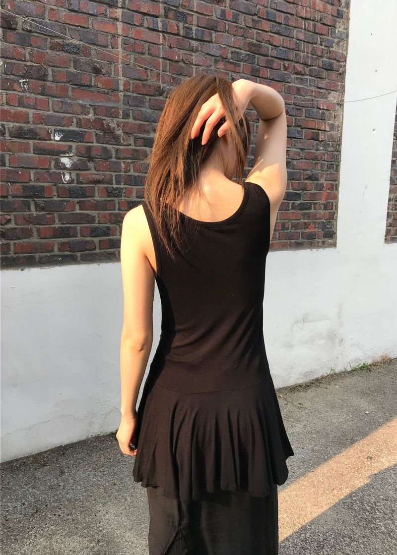 FLARE SLEEVELESS OS TOP