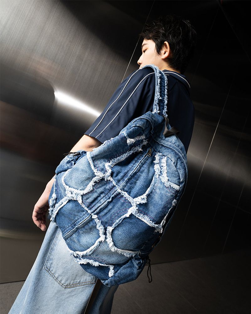 Washed Denim Turtle Backpack (Blue)