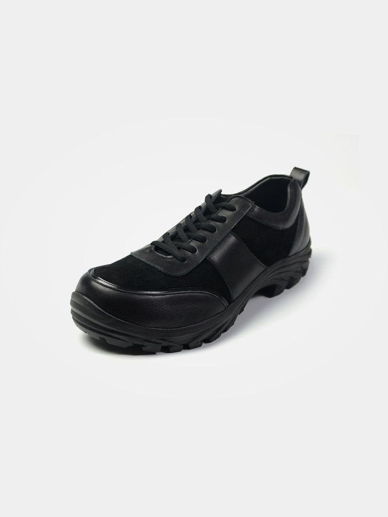 【MADE】Uven, Black