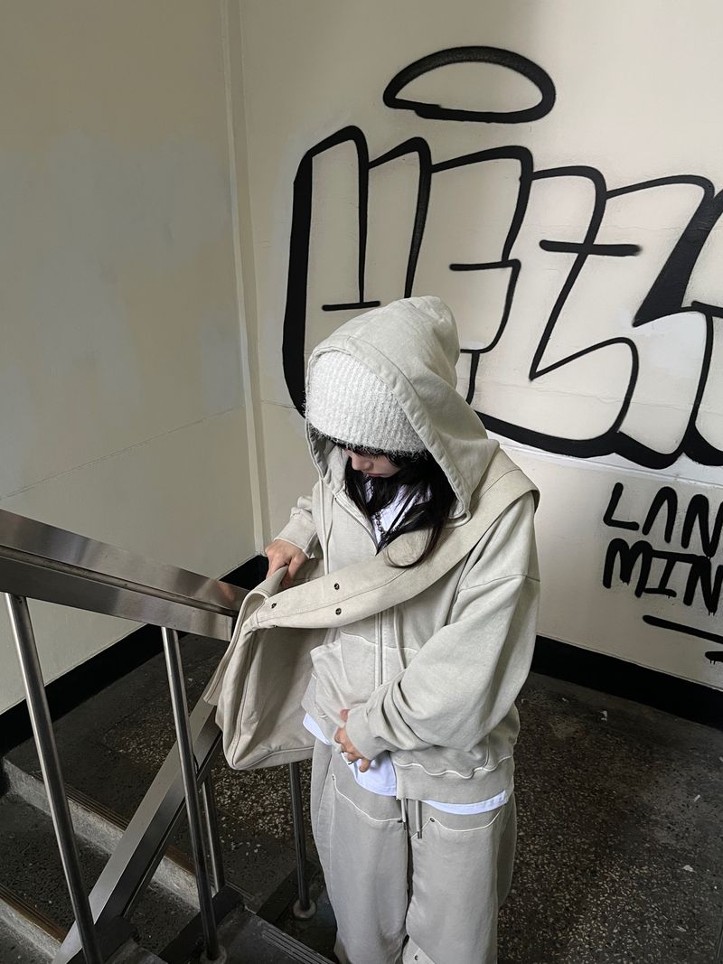 Rivet Pigment Hood Zip-Up