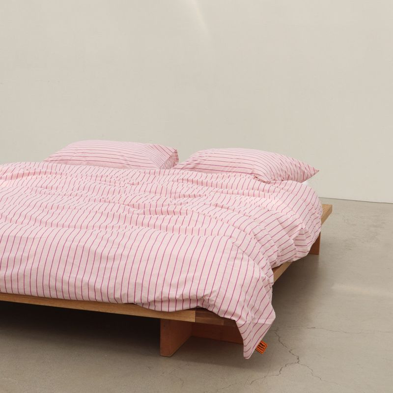 Linea pink pillow case