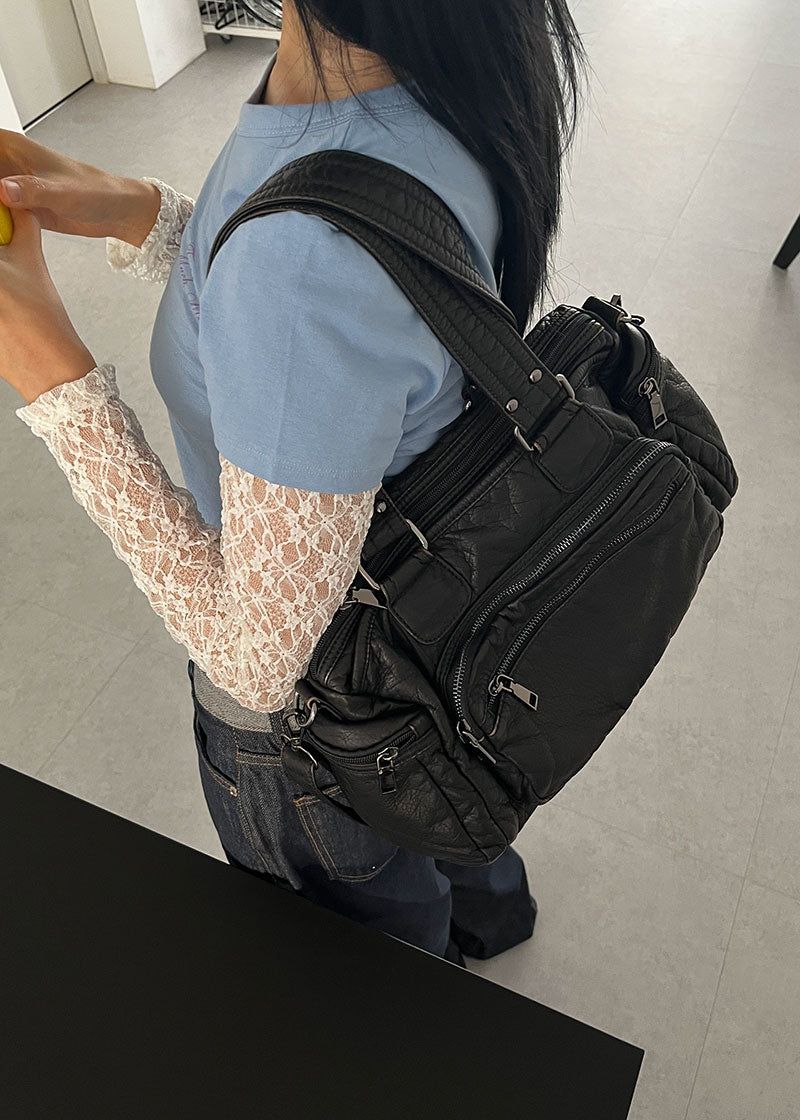VINTAGE LEATHER BAG