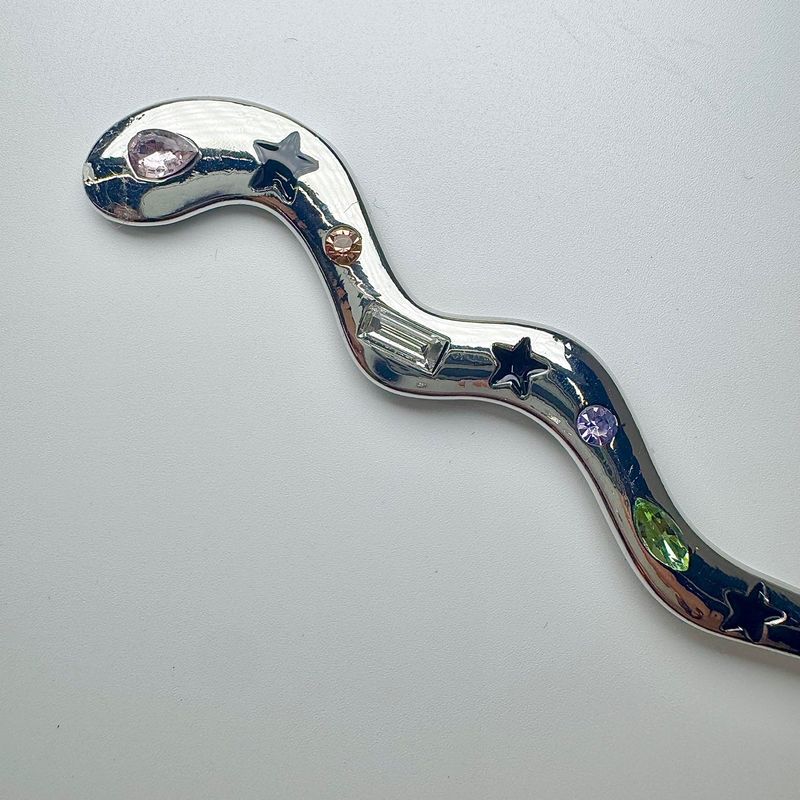 Kitsch cubic snake ornamental hairpin_1
