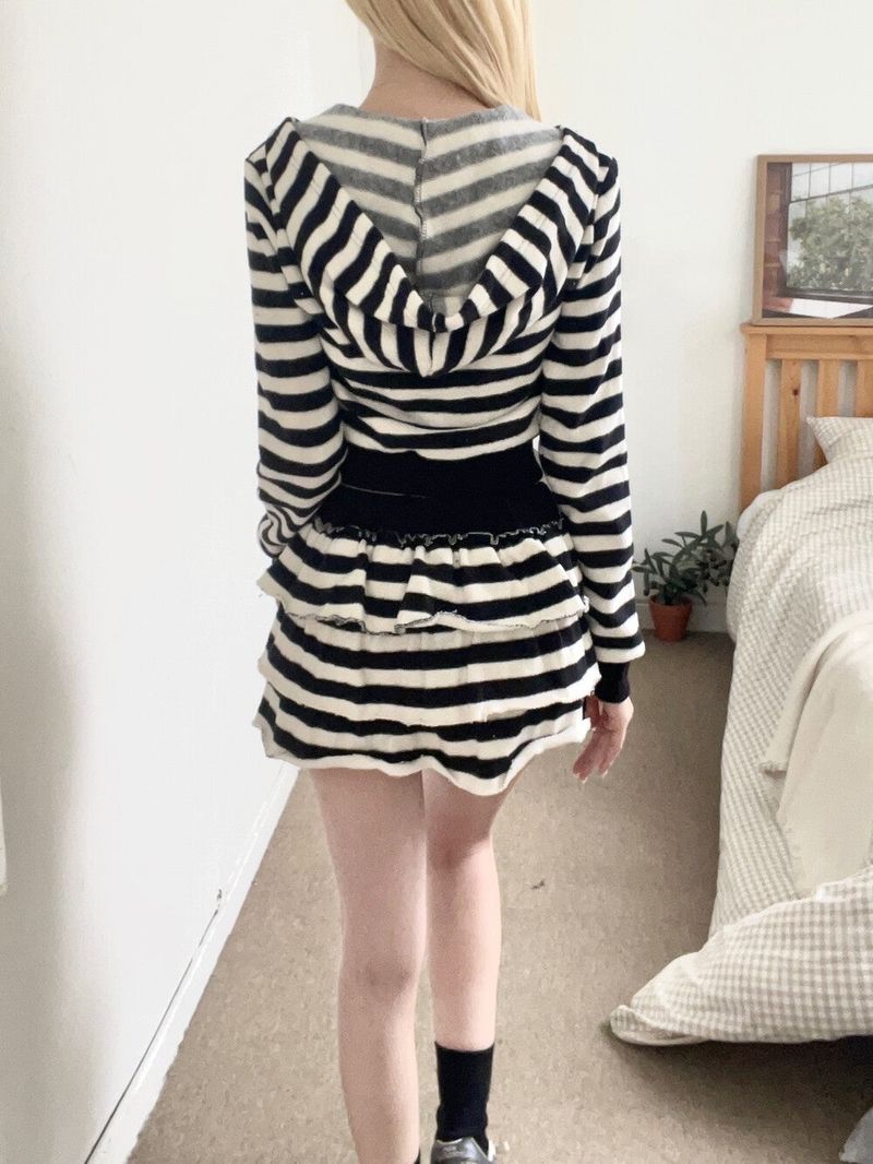 1476. Love stripe crop hood zip-up (2color)
