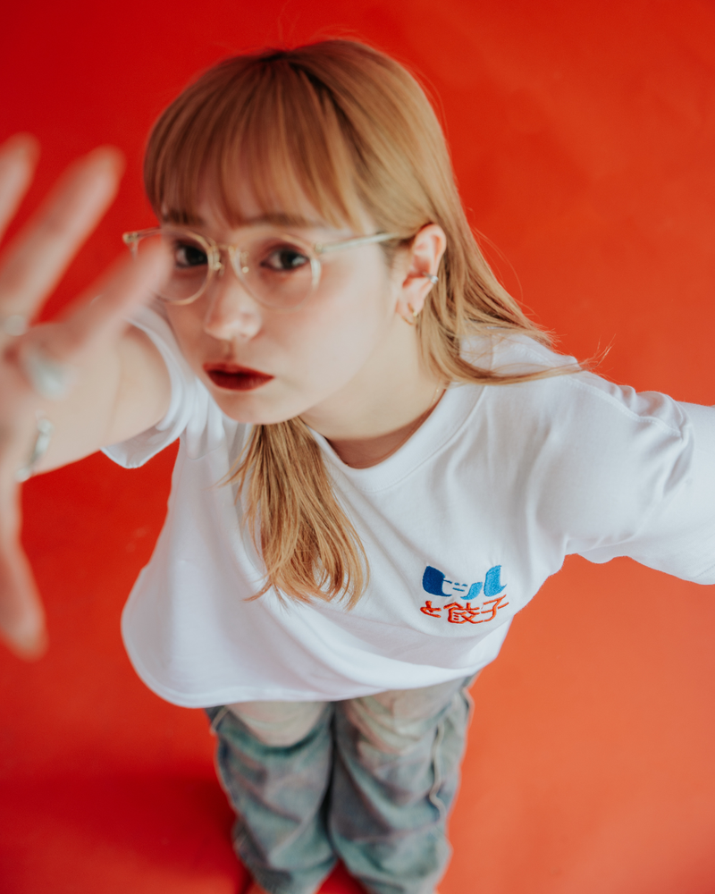 One Drop（ワンドロップ）の「ふくだビールと餃子刺繍Tshirt（トップス）」