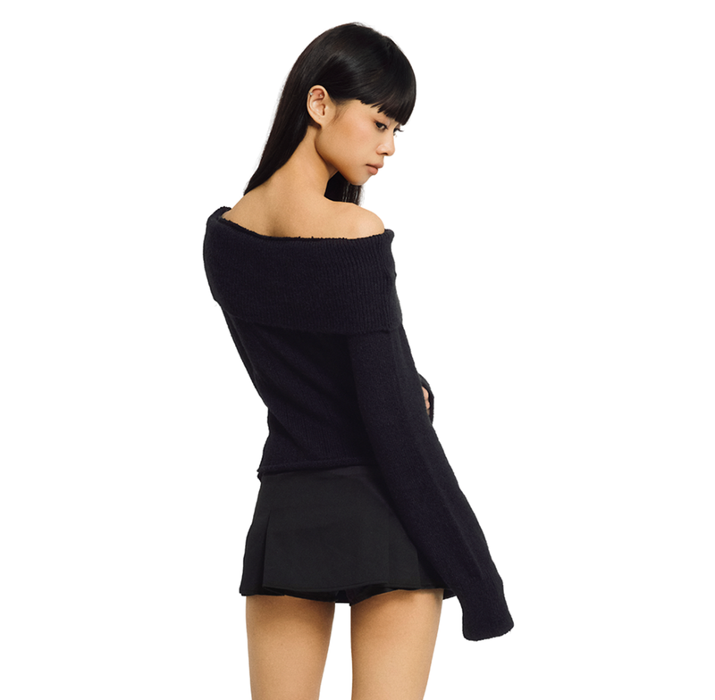 COTTON CANDY OFF-SHOULDER KNIT [BLACK]