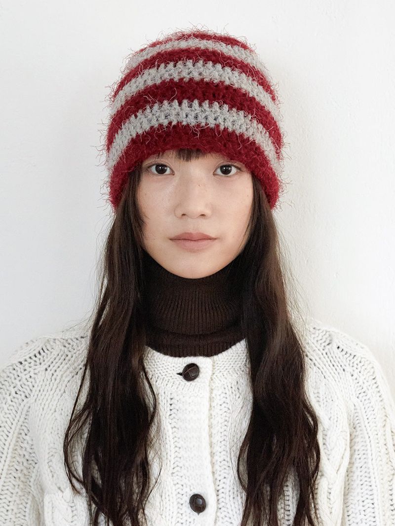 SSESEB(セセブ)の「Hairy Stripe Beanie - Burgundy(Hats)」