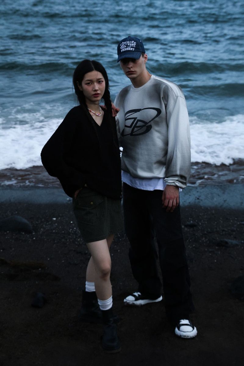 Dirty Washing String Sweatshirt