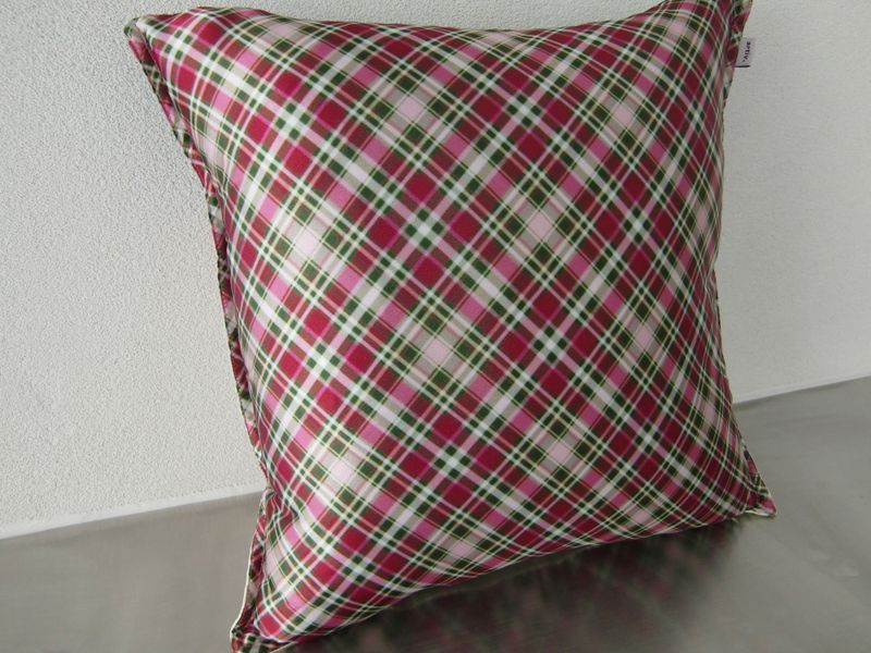 strawberry cushion cover