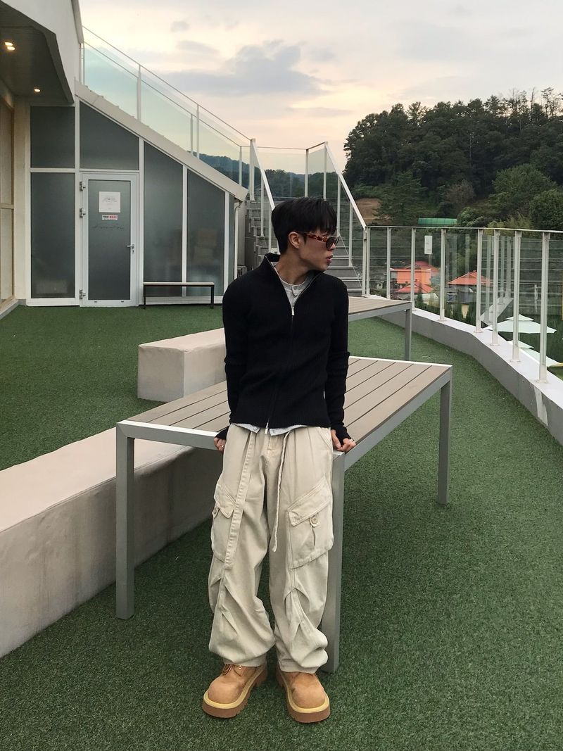 Layer Strap Cargo Pants