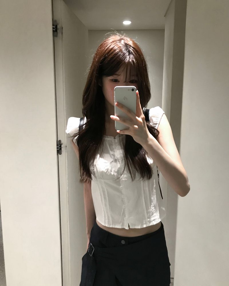 Shirring pintuck puff blouse