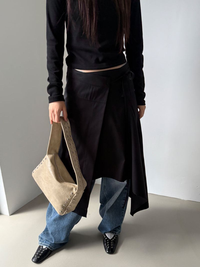 square stud bag II 