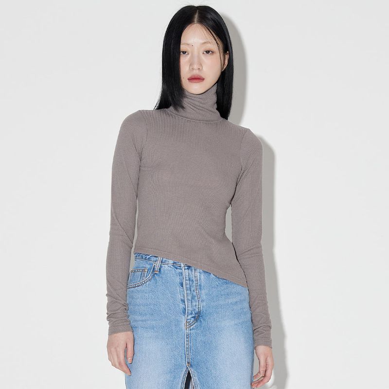 スリムフィットアンバランスタートルネック / Slim-fit Unbalance Turtleneck [COCOA]