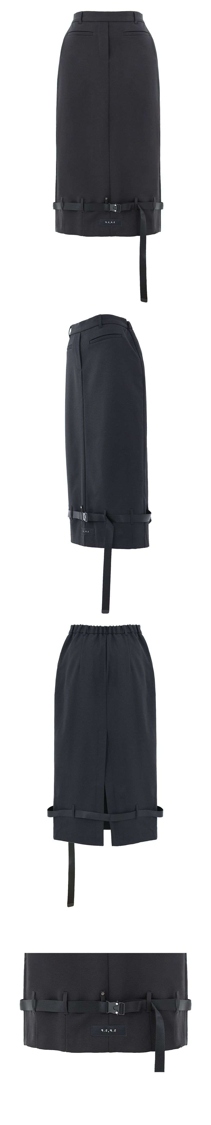 BELT SKIRT IN BLACK 
