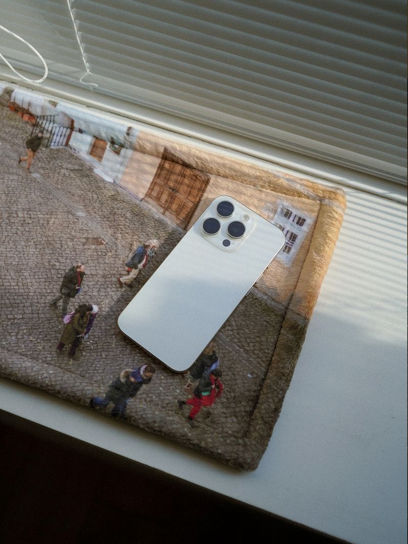 winter desk rug - people