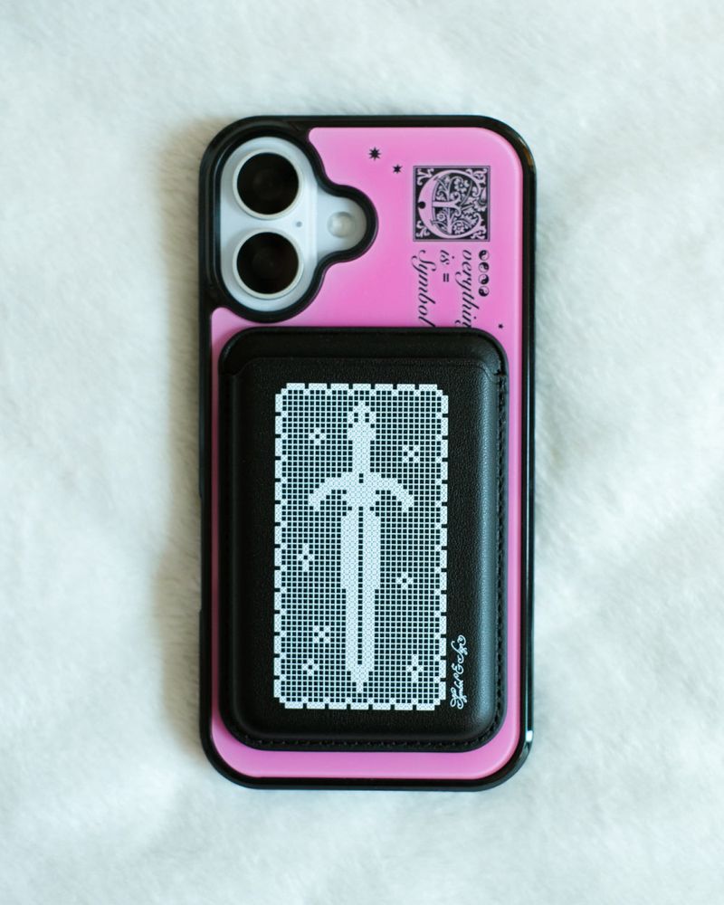 [+MagSafe] Tattoo - Fuchsia | Bumper Case