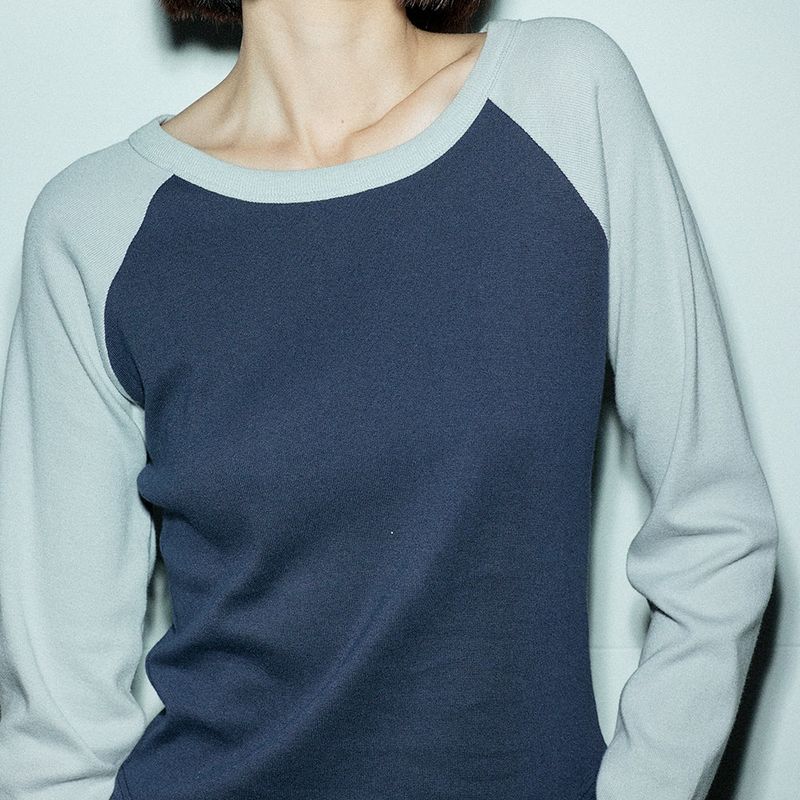 C RAGLAN LONG SLEEVE T-SHIRT_NAVY
