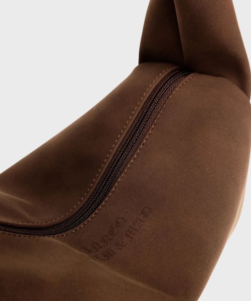 taeri tote_suede brown_lettering