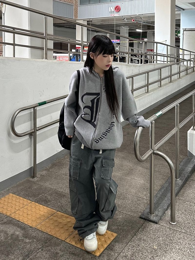 plumplum（プラムプラム）の「Tattooing Zip-Up Knit Cardigan（）」