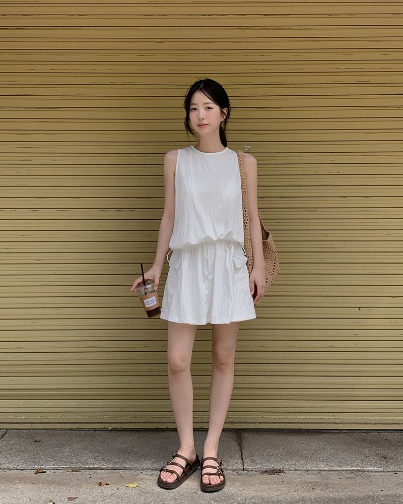 SRAN sleeveless & pants set